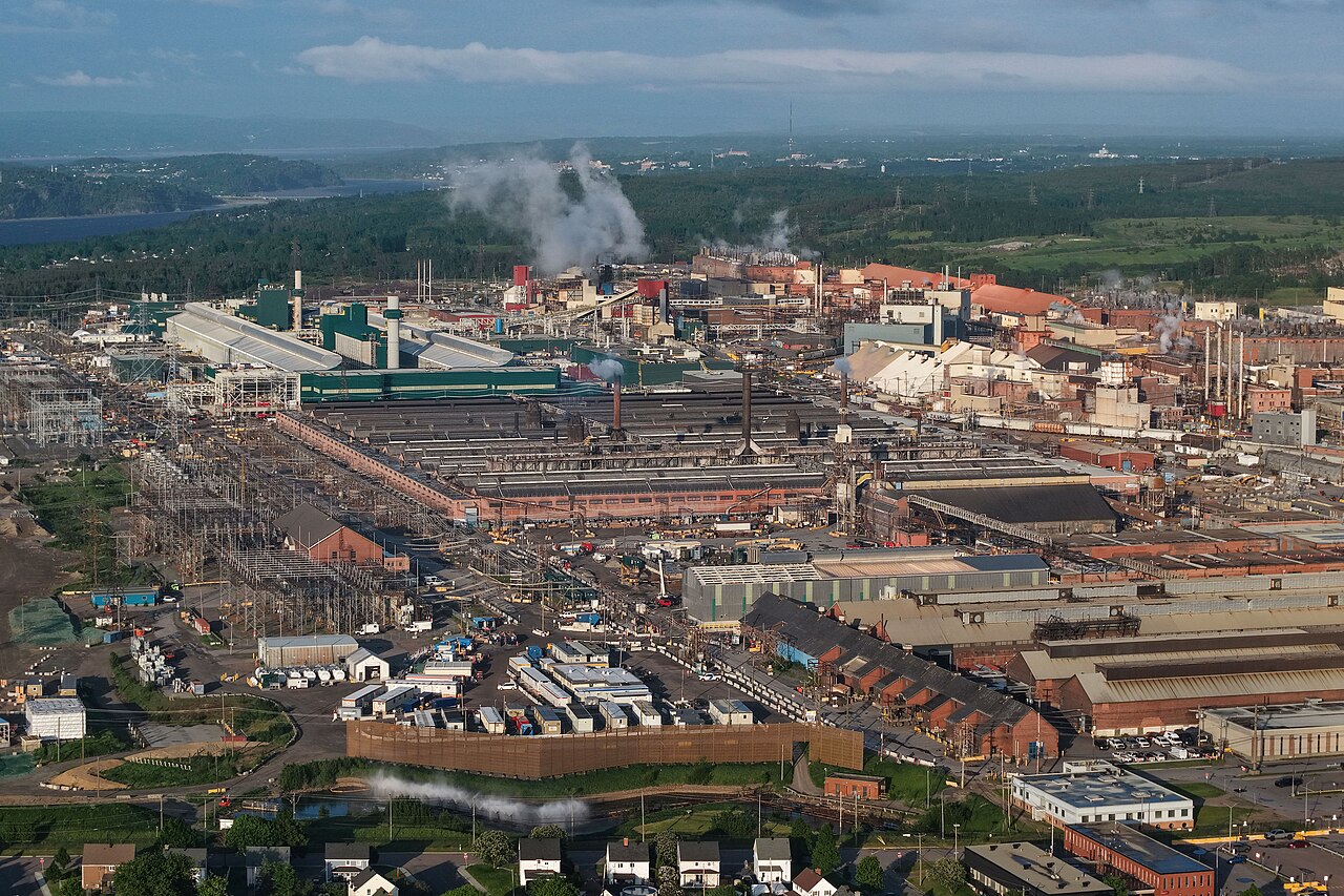 Aluminium smelting