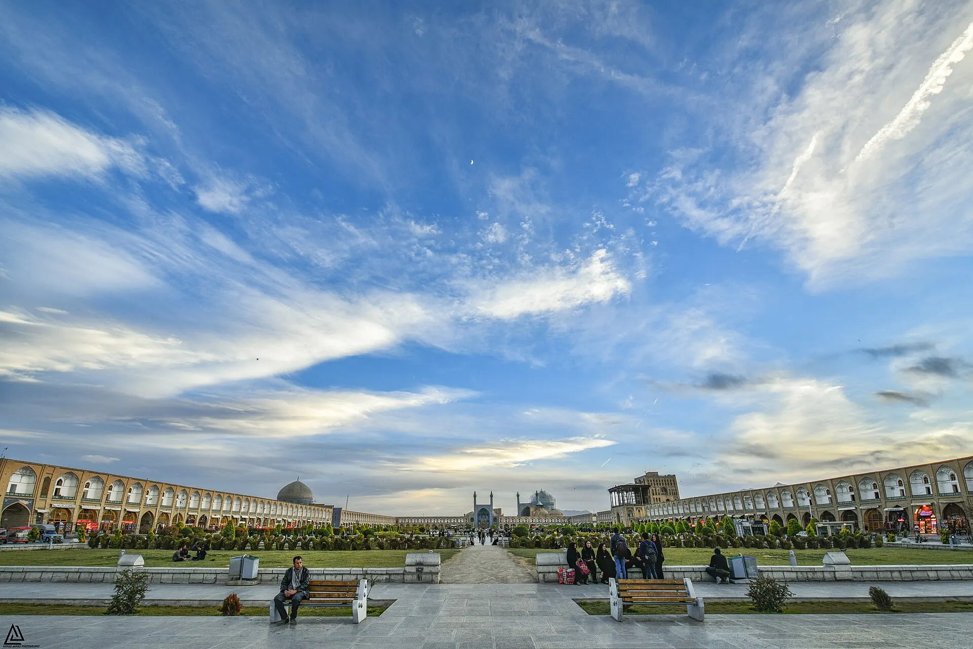 Naqsh-e Jahan Square, Isfahan